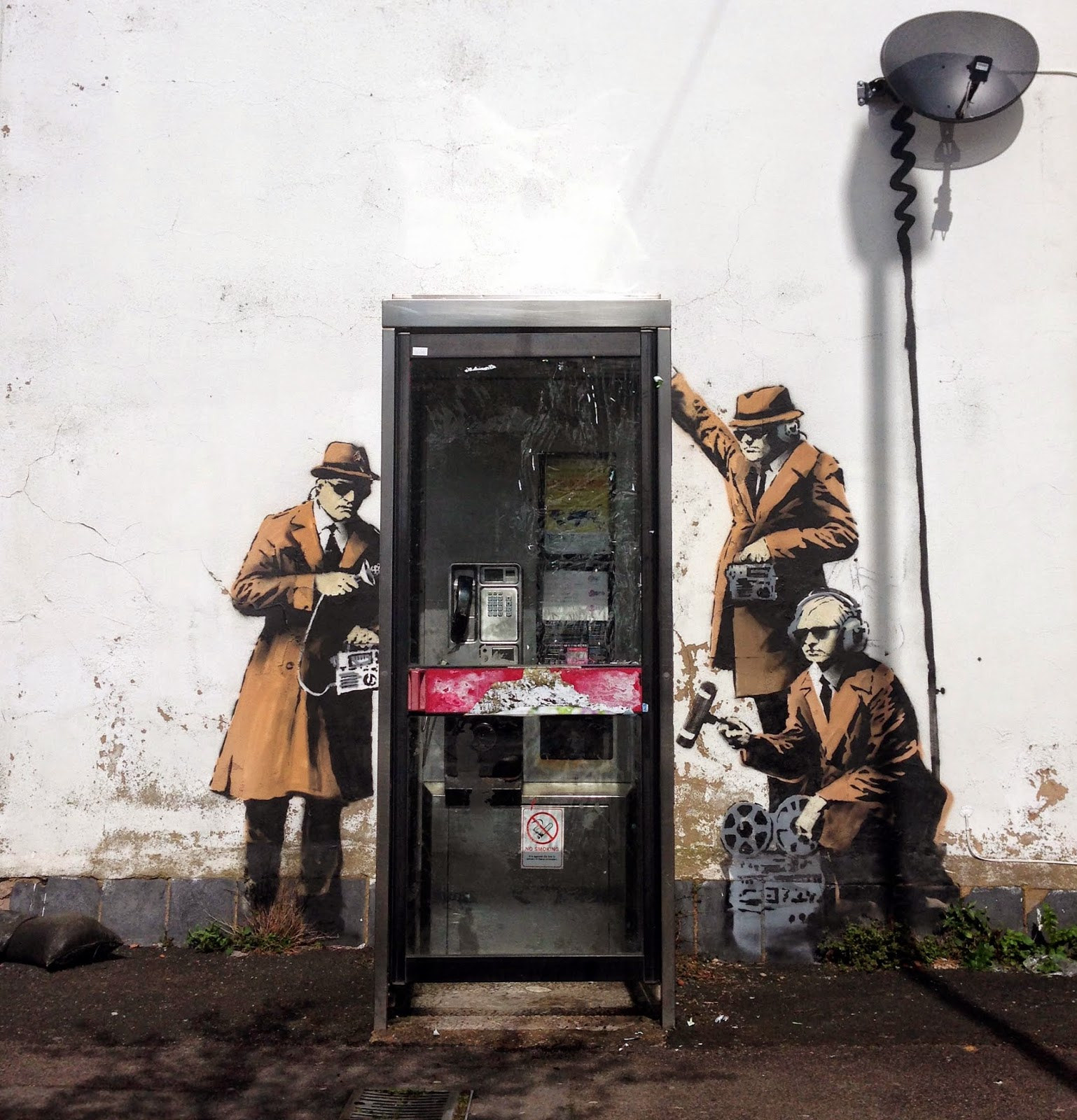 Teléfonos que vigilan