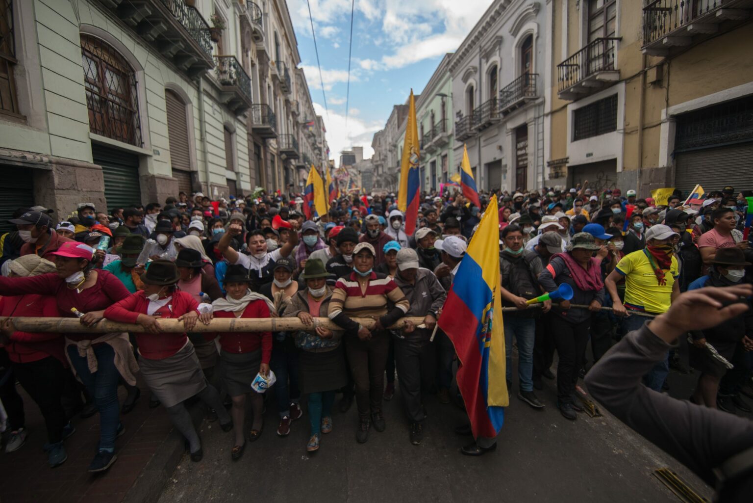 Organizaciones de la sociedad civil rechazan intentos de silenciar y criminalizar movimientos sociales en el contexto de protesta en Ecuador y exigen que se respeten los derechos humanos