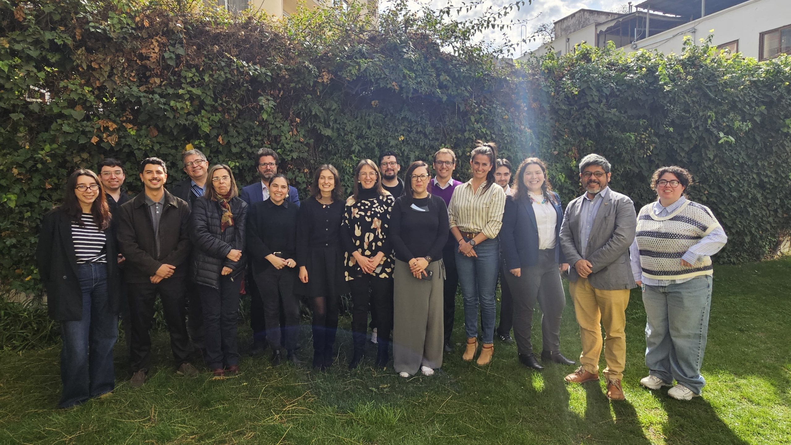 Derechos Digitales participó en diálogo sobre inteligencia artificial y política exterior