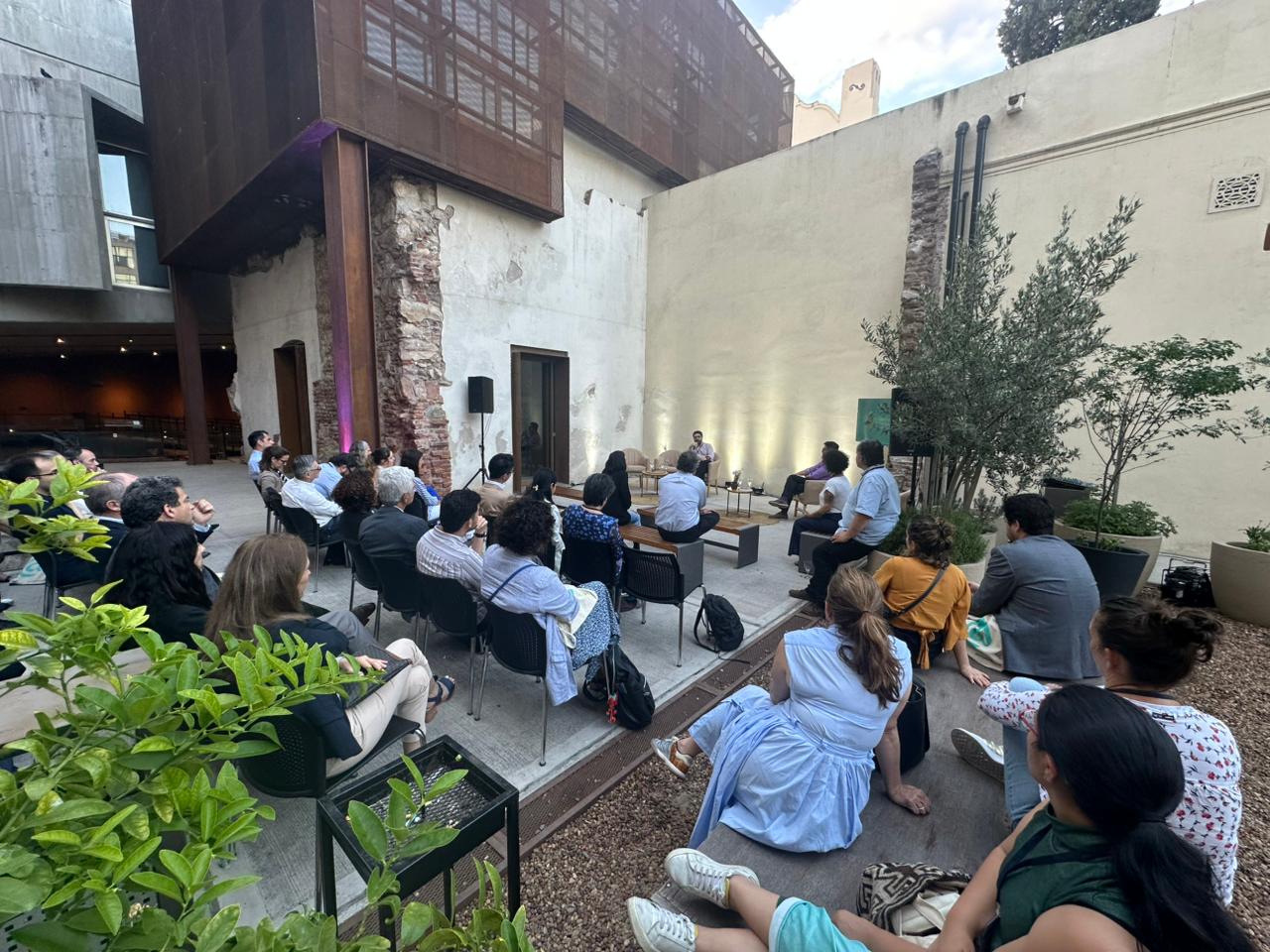 20 años de Derechos Digitales: celebramos nuestro aniversario con evento especial y lanzamiento del nuevo Latin America in a Glimpse