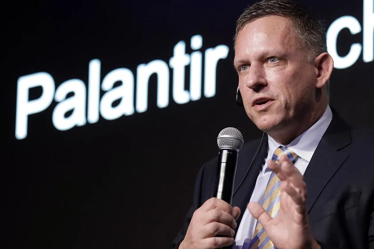 La visita de Peter Thiel (Palantir) a la Argentina: Derechos Digitales en Tiempo Argentino